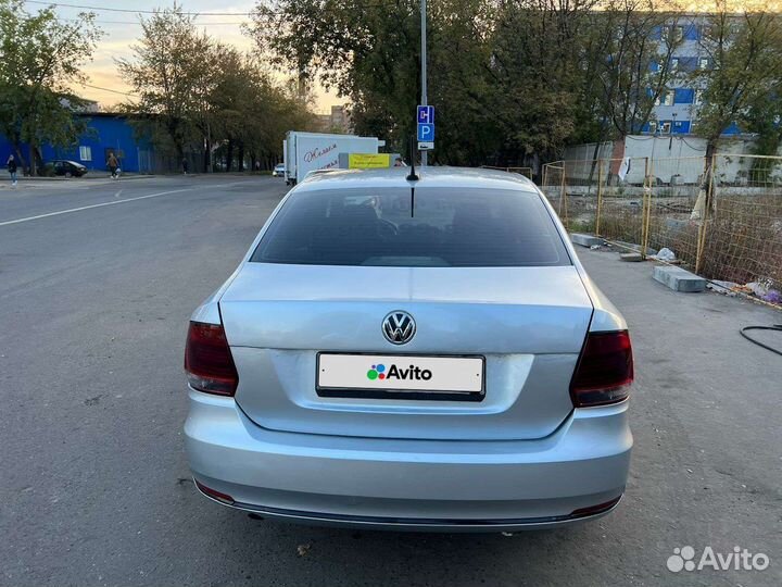 Volkswagen Polo 1.6 AT, 2017, 300 000 км