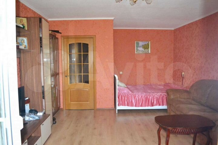 1-к. квартира, 43 м², 3/3 эт.