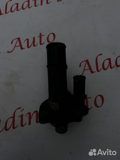 Корпус термостата Ford Focus 2 1.4-1.6