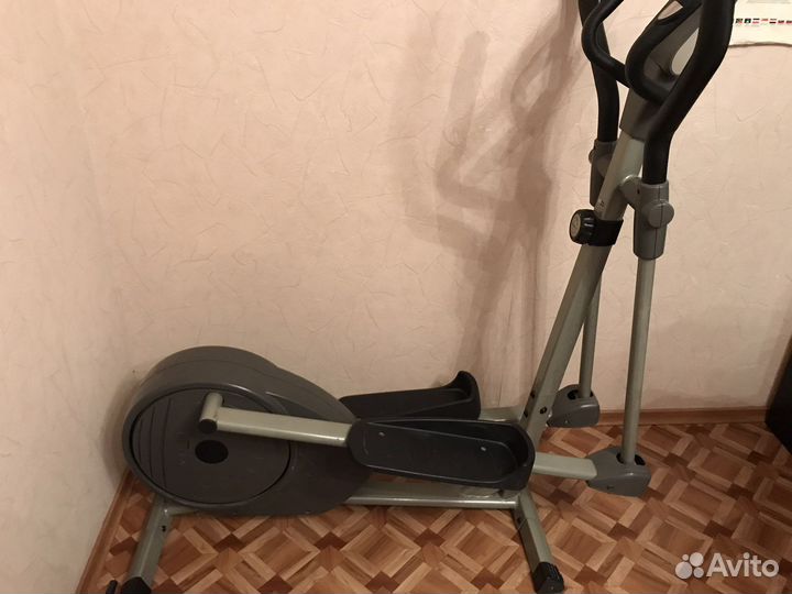 Эллиптический тренажер torneo