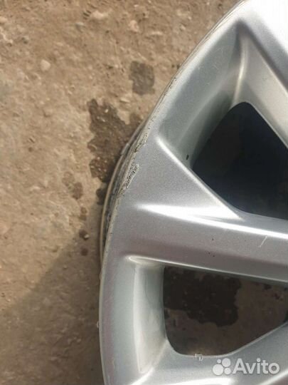 Toyota Camry диск литой 1шт