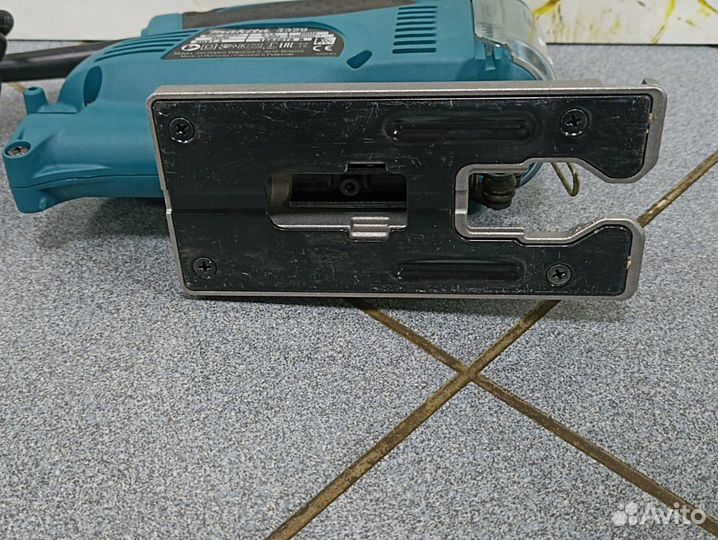 Электролобзик Makita 4329