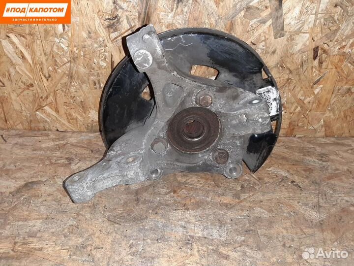 Кулак передний правый Chevrolet Cruze рест