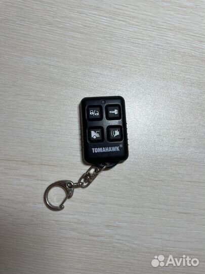 Брелок tomahawk