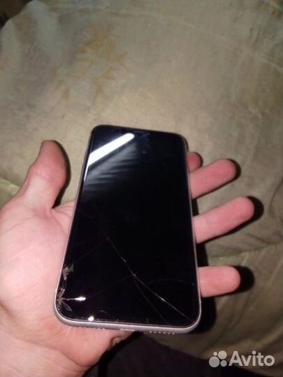 iPhone Xr, 64 ГБ