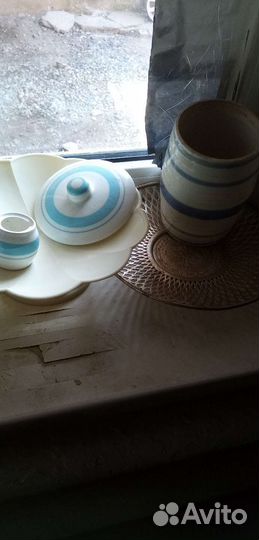 Комплект очень старой посуды
