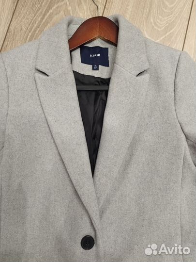 Пальто женское 42 44