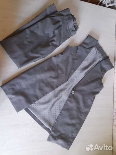 Костюм школьный девочке