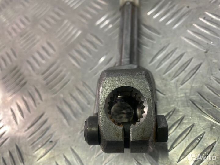 Рулевой карданчик Volkswagen Golf MK5