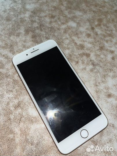 Телефон iPhone 8 plus 64gb
