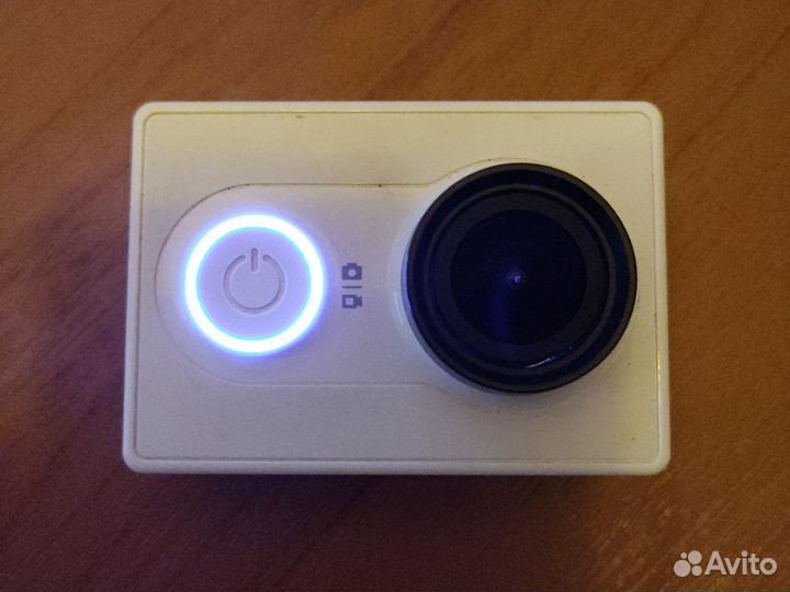 Xiaomi Yi Action Camera Basic Edition экшен-камера