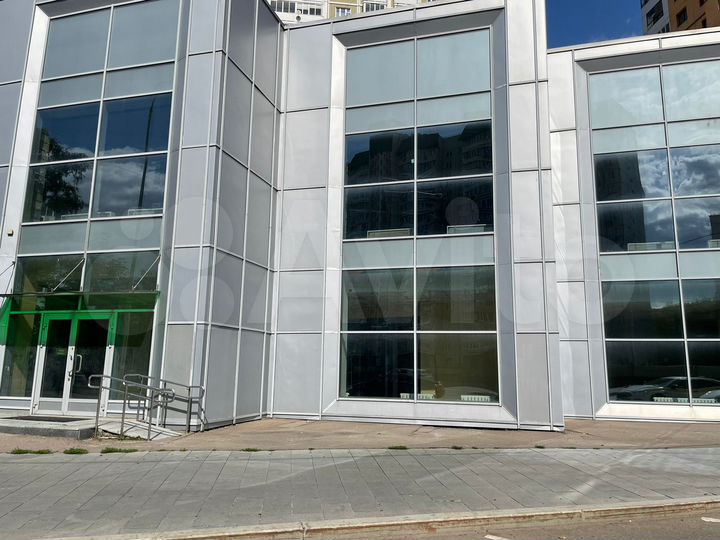 Продам здание, 750 м²