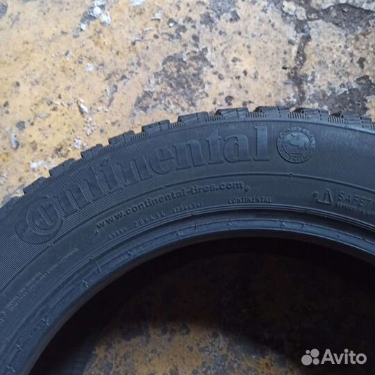 Continental ContiIceContact 4x4 235/55 R17 103T