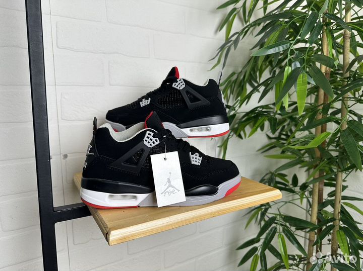 Кроссовки мужские Nike Air Jordan 4 retro