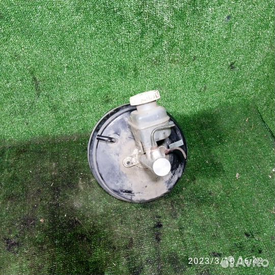 Вакуумник тормозной Mitsubishi Lancer