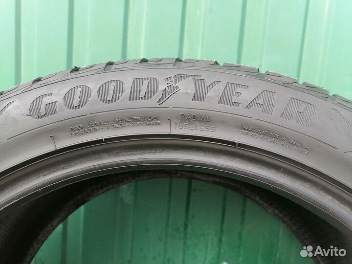 Goodyear UltraGrip Ice 275/45 R20