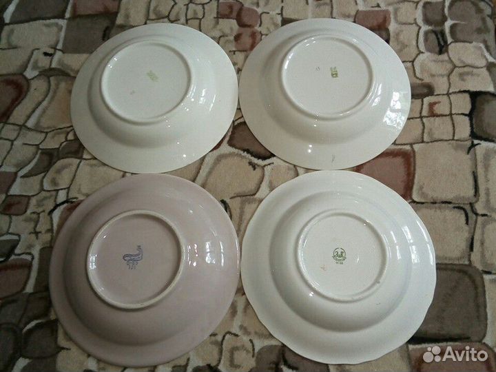 Эмалированная посуда, тарелки