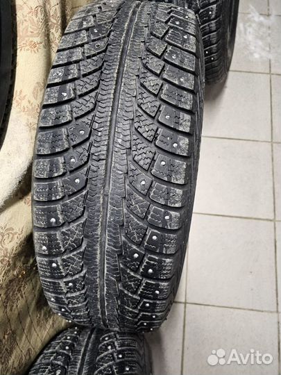 Gislaved Nord Frost 5 225/65 R17 102T