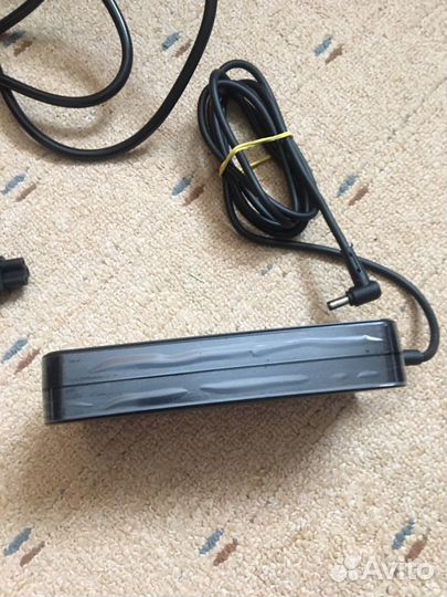 Блок питания для ноутбука asus 19,5v 9,23A 5,5x2,5