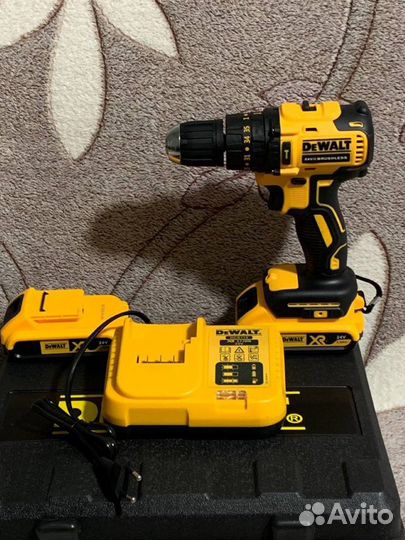 Дрель шуруповерт dewalt 24v