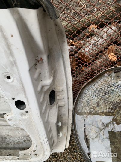 Дверь передняя левая volkswagen passat b5