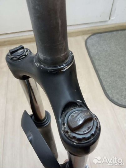 Вилка для велосипеда 27.5