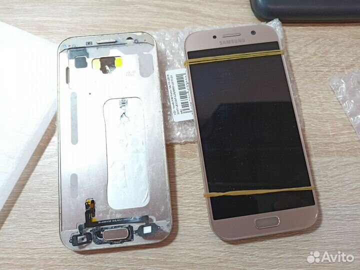 Замена стекла/экрана Samsung Huawei Xiaomi