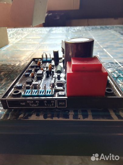 Регулятор напряжения AVR R438