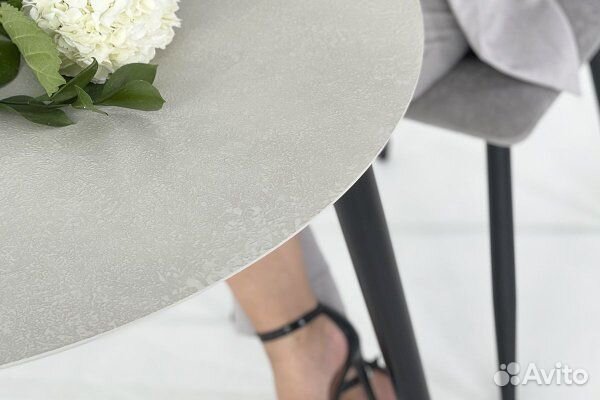 Стол обеденный 