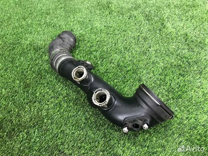 Патрубок интеркулера левый Bmw 3 E90 N54B30 2006