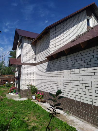 Дом 100 м² на участке 5 сот.