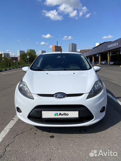 Ford Fiesta 1.4 AT, 2010, 193 000 км