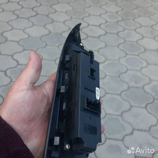 Блок управления стеклоподьемниками mazda 6 мпс 2.3