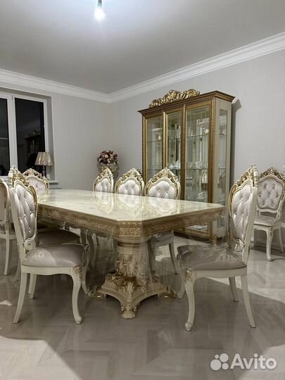 Стол «Борокко.»