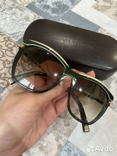 Солнцезащитные очки louis vuitton