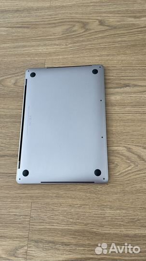 Apple MacBook Pro 13 2017 with Touchbar