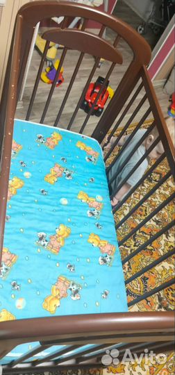 Детская кроватка