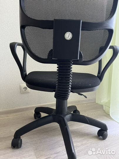 Компьютерное кресло