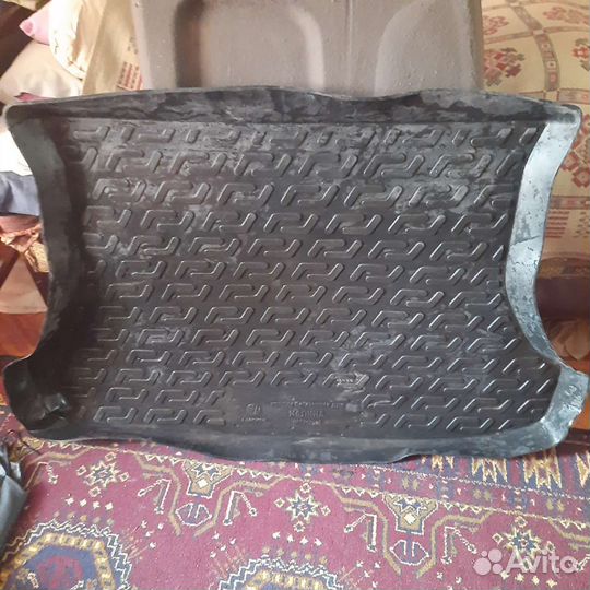 Коврик в багажник kalina универсал