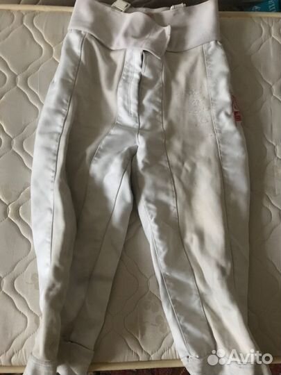 Фехтовальные костюмы