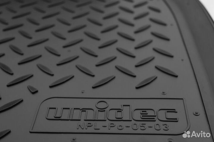 Коврик в багажник toyota Land Cruiser 100