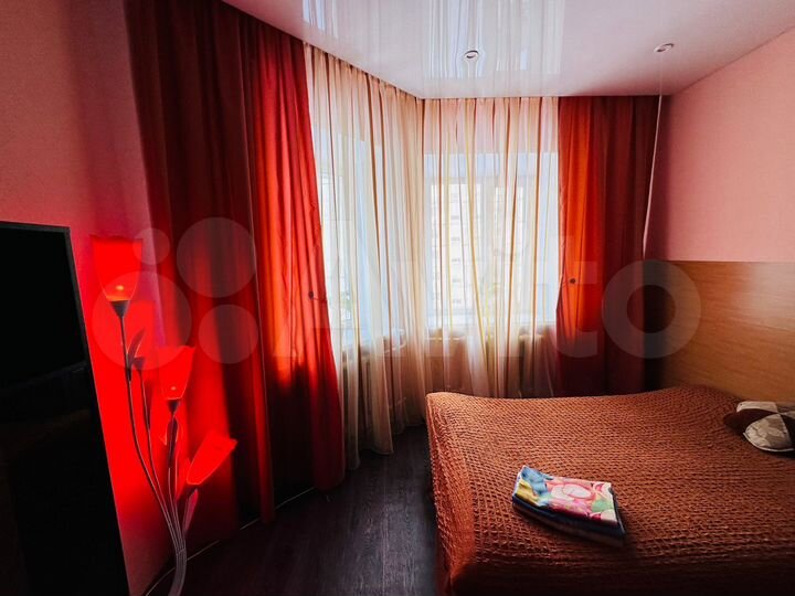 2-к. квартира, 55 м², 3/10 эт.