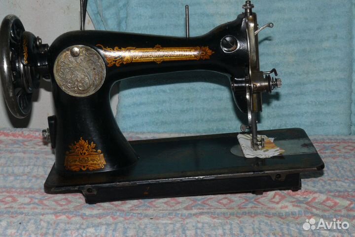 Швейная машина пмз-1 госшвеймашина