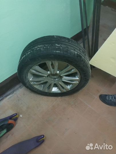 Kumho Solus KH15 235/50 R18