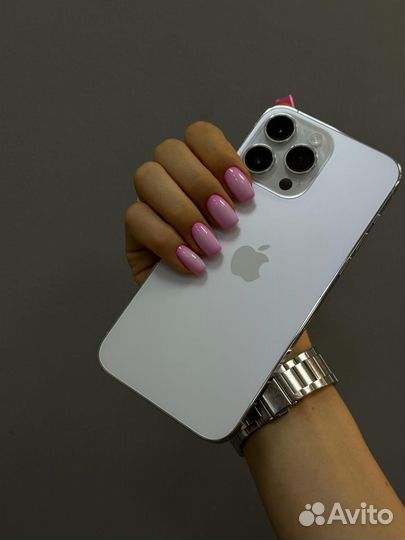 Маникюр с покрытием 