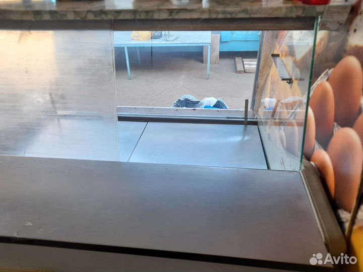 Холодильная витрина