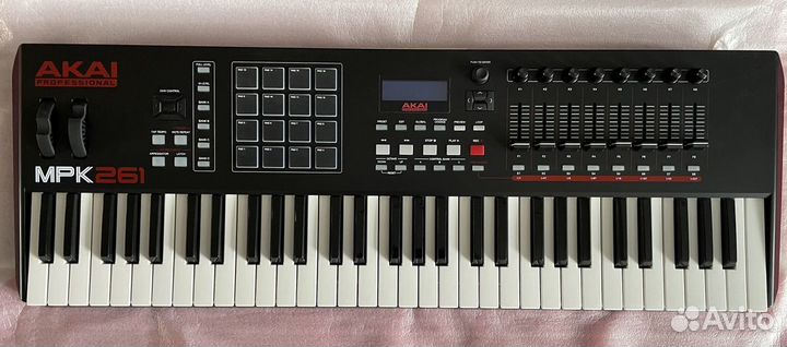Akai Pro MPK261