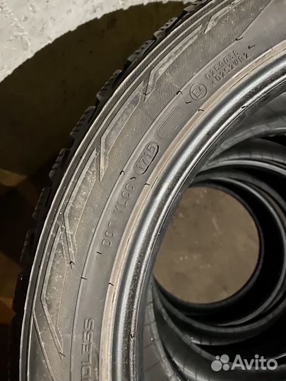 Nokian Tyres Hakkapeliitta R2 245/45 R18