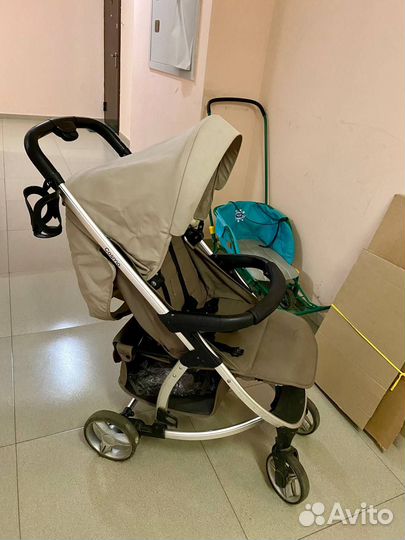 Прогулочная коляска б/у