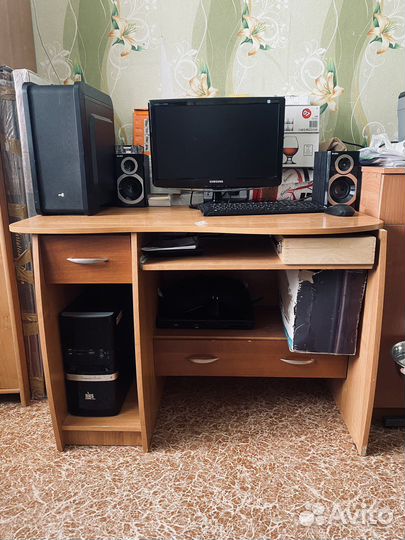 Компьютерный стол бу